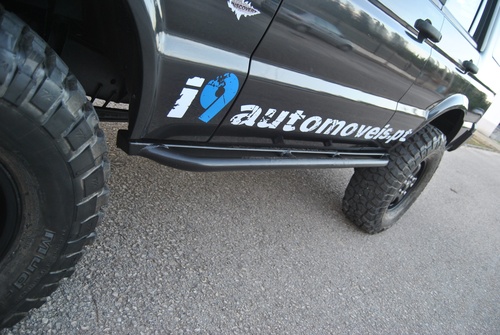 Estribos com protecção tubular Discovery I, e Range Rover 5 portas