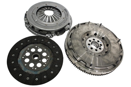 TD5 FLYWHEEL AND CLUTCH KIT