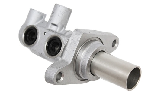 MASTER CYLINDER
