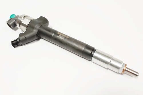 INJECTOR - FUEL - NOZZLE AND HOL