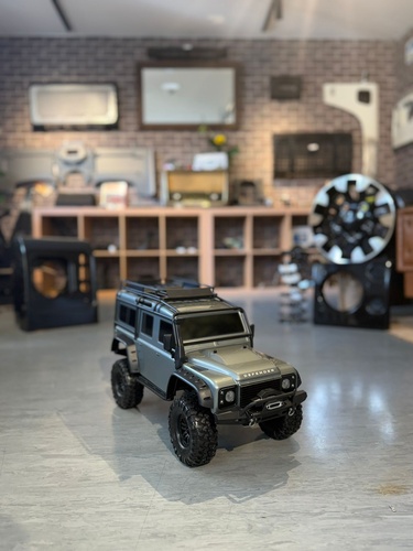TRX-4 DEFENDER 1:10 GREY Traxxas