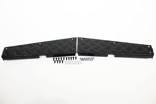 REAR CORNER CHEQUER PLATE KIT - BLACK - DEF 110 PRE-2007