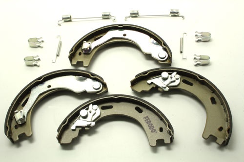 BRAKE SHOE SET - NO FITTINGS - AXLE SET