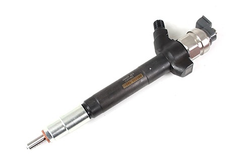 INJECTOR - FUEL - NOZZLE AND HOLDER